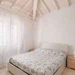 Bagno Conte Rosso - Beachfront & *
