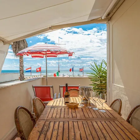 Bagno Conte Rosso - Beachfront &